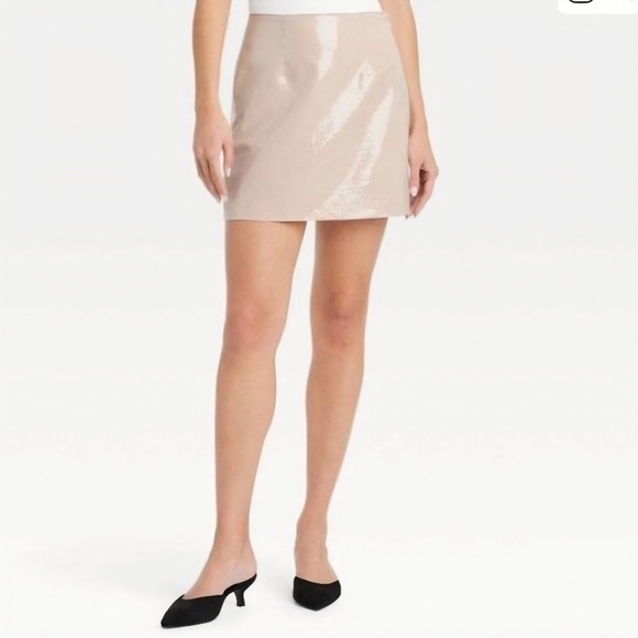 a new day Dresses & Skirts - NWT Ladies Sz 10 A New Day Sequin Mini Skirt in Cream Color Fully Lined
